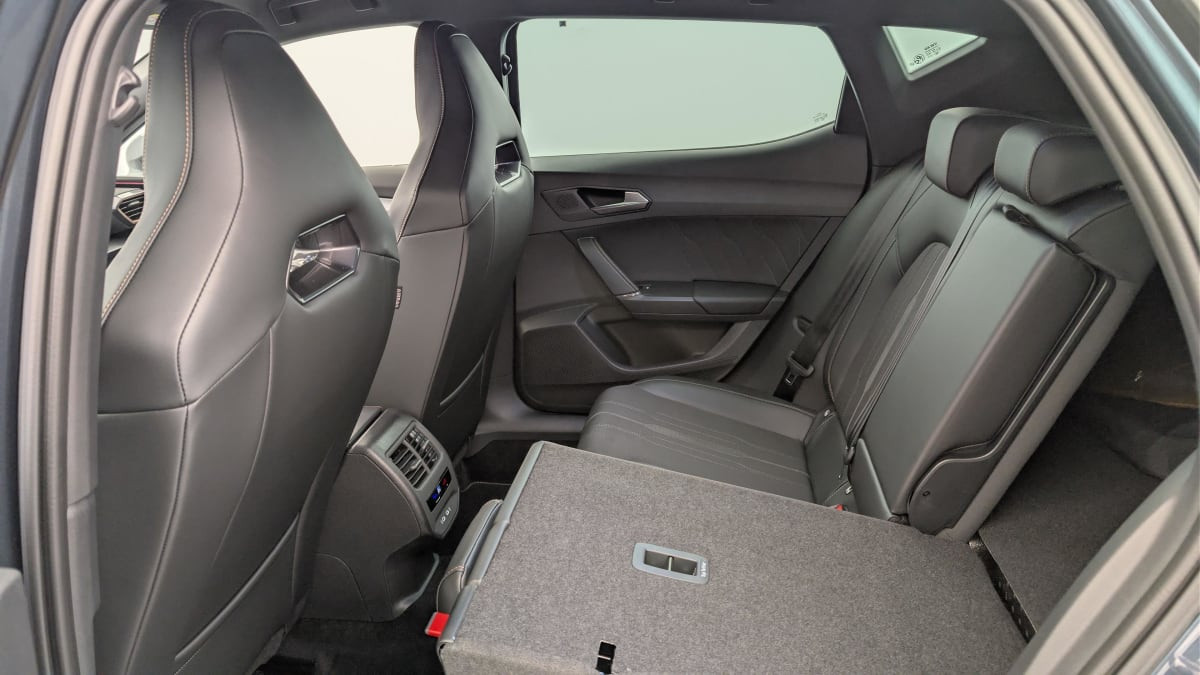 Vente en ligne Seat Leon 1.4 E-HYBRID 204 CH DSG6 V au prix de 25 420 €