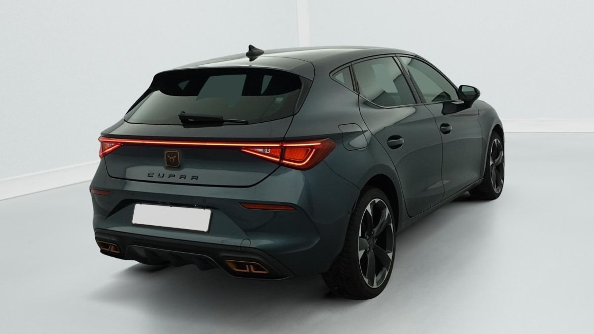 Vente en ligne Seat Leon 1.4 E-HYBRID 204 CH DSG6 V au prix de 25 420 €