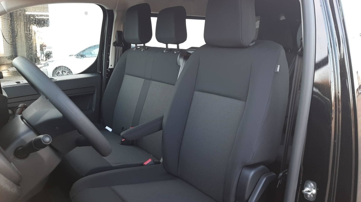 Vente en ligne Citroën Jumpy Fourgon XL BLUEHDI 180 S S EAT8 au prix de 34 130 €