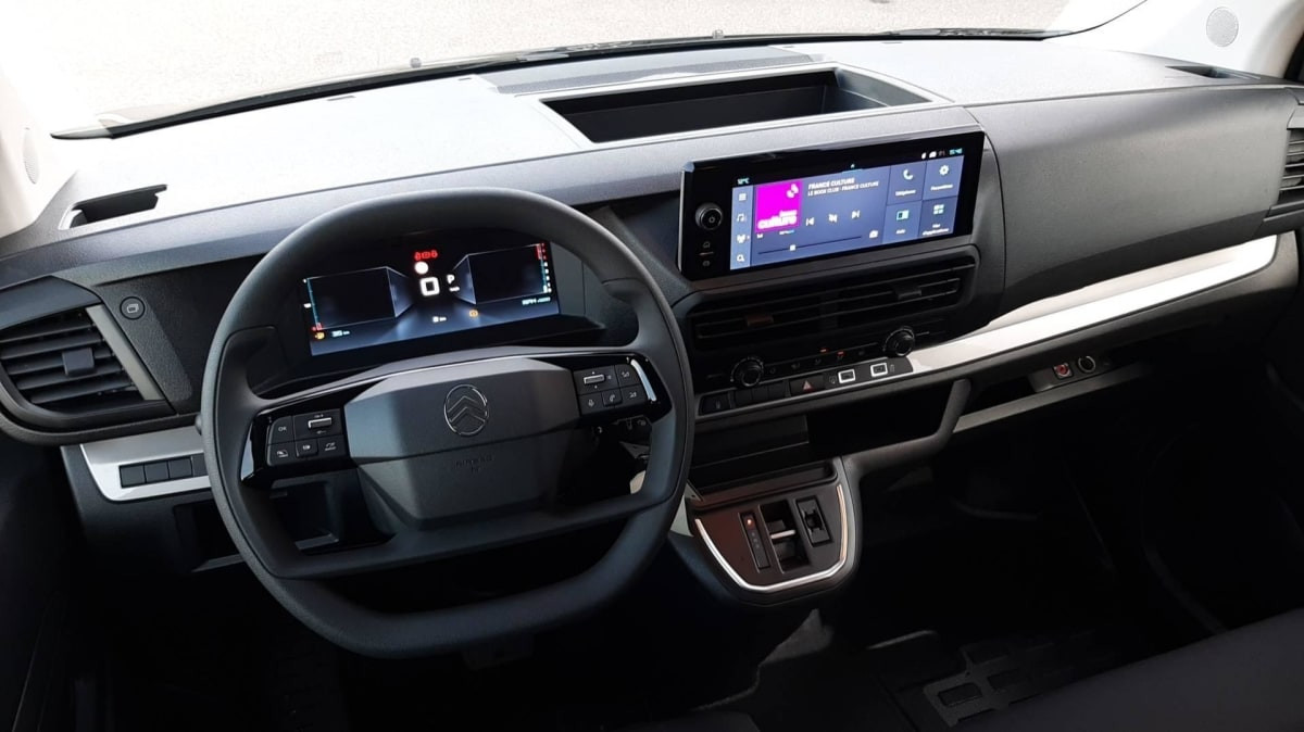 Vente en ligne Citroën Jumpy Fourgon XL BLUEHDI 180 S S EAT8 au prix de 34 130 €