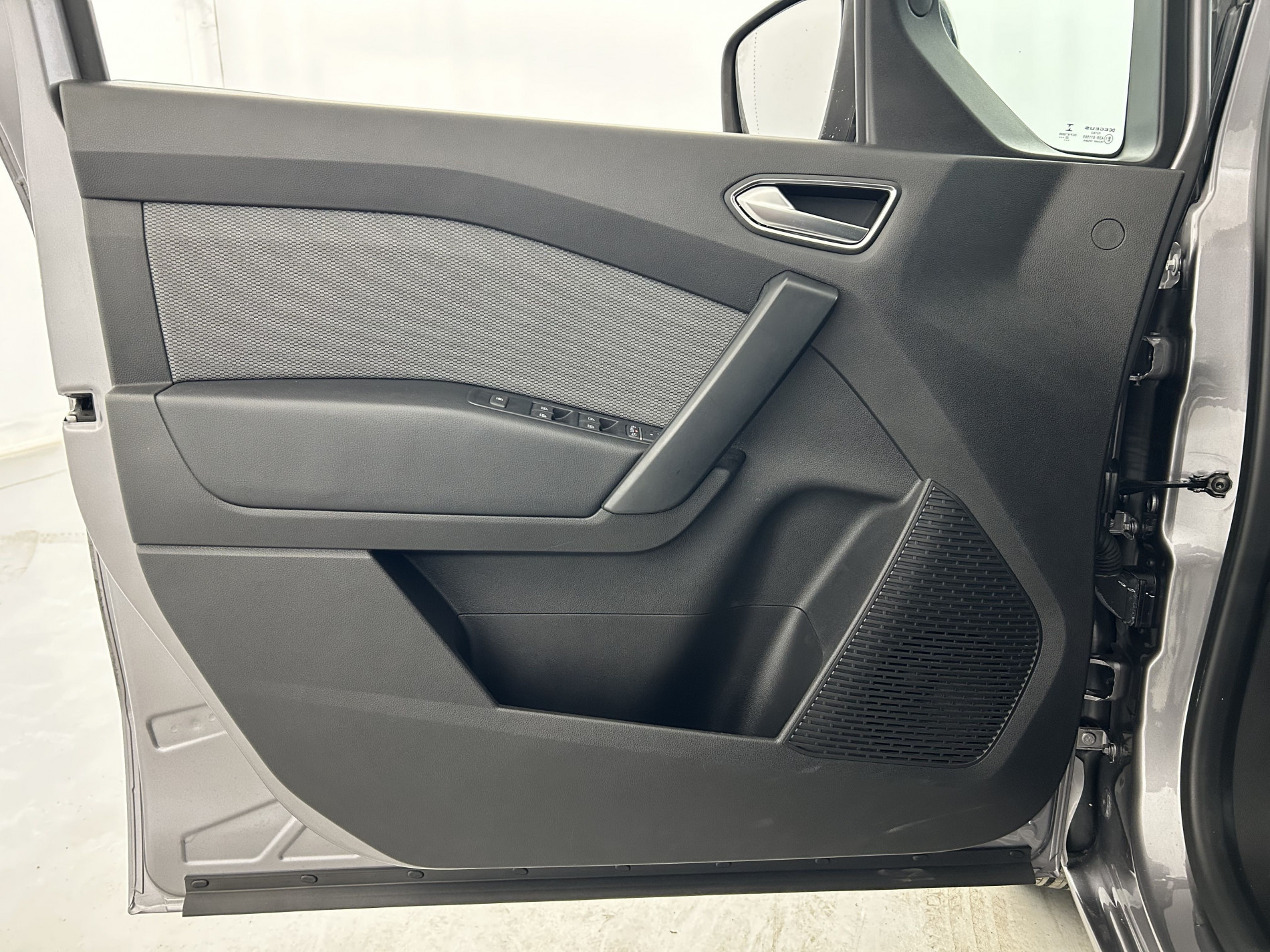 Vente en ligne Renault Kangoo 1.5 Blue dCi 115ch Techno + Roue de secours au prix de 21 980 €