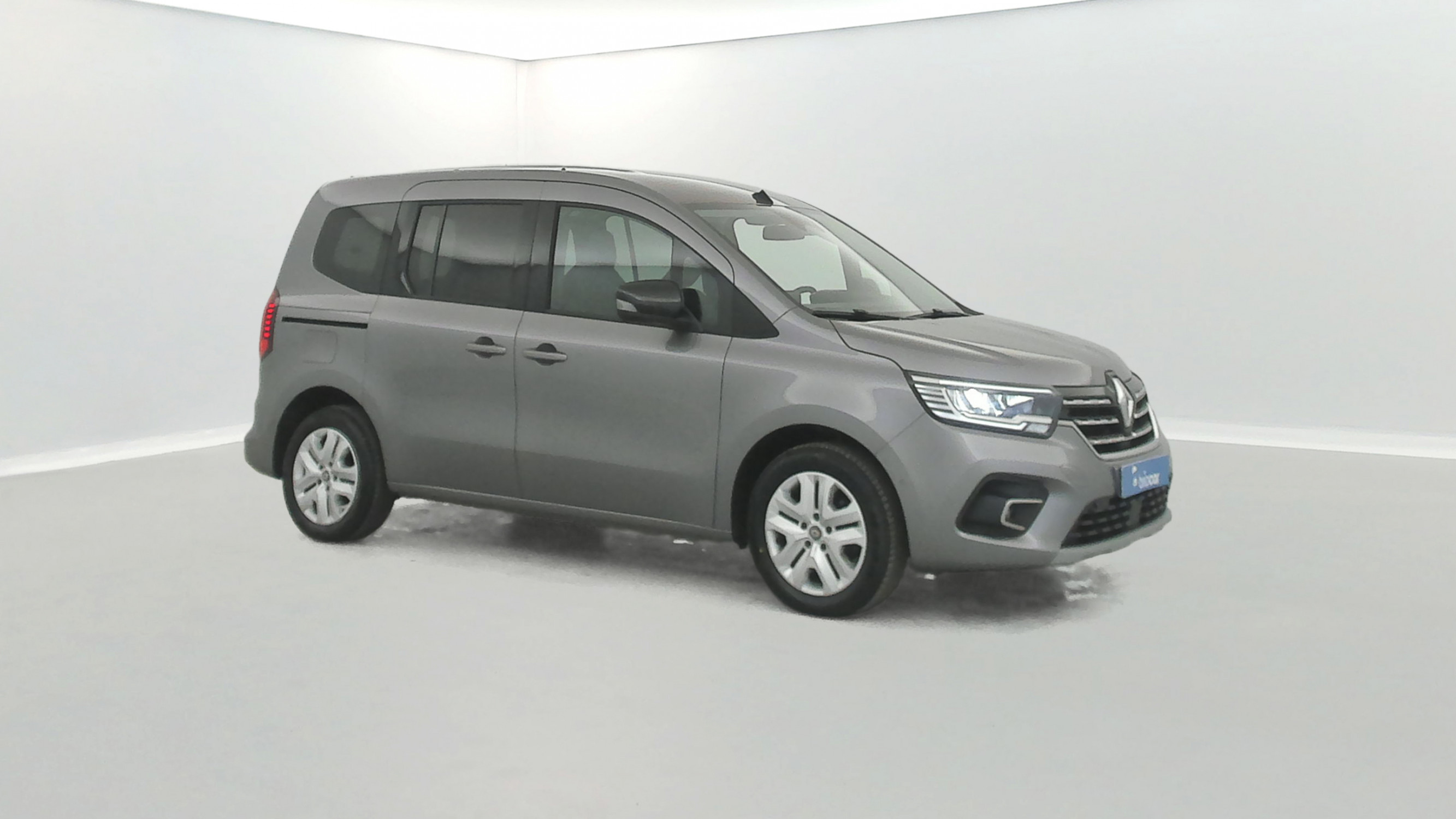 Vente en ligne Renault Kangoo 1.5 Blue dCi 115ch Techno + Roue de secours au prix de 21 980 €