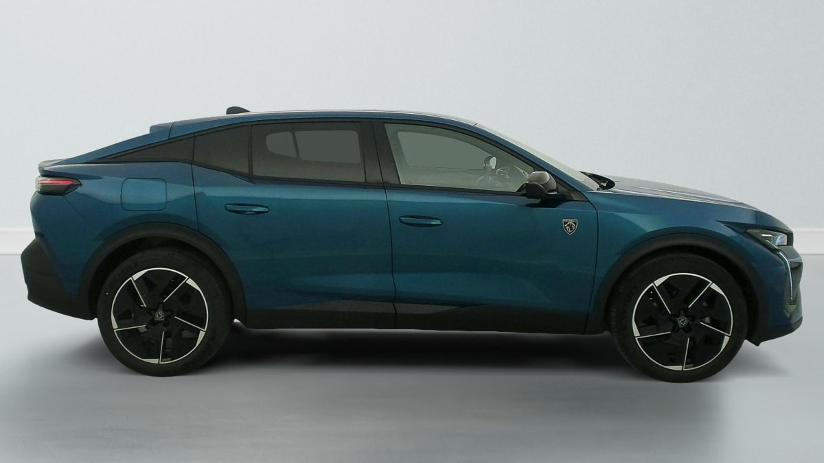 Vente en ligne Peugeot 408 Hybrid 145 e-DCS6 GT au prix de 29 540 €