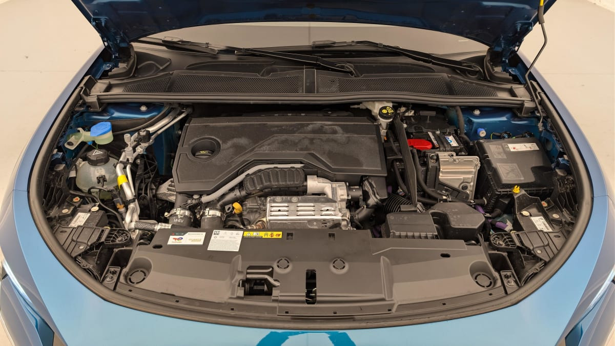 Vente en ligne Peugeot 408 Hybrid 145 e-DCS6 GT au prix de 29 540 €