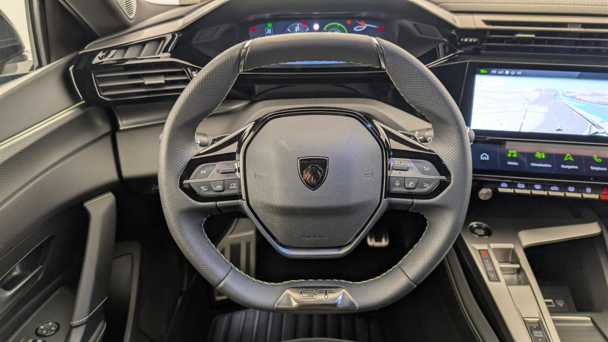 Vente en ligne Peugeot 408 Hybrid 145 e-DCS6 GT au prix de 29 540 €