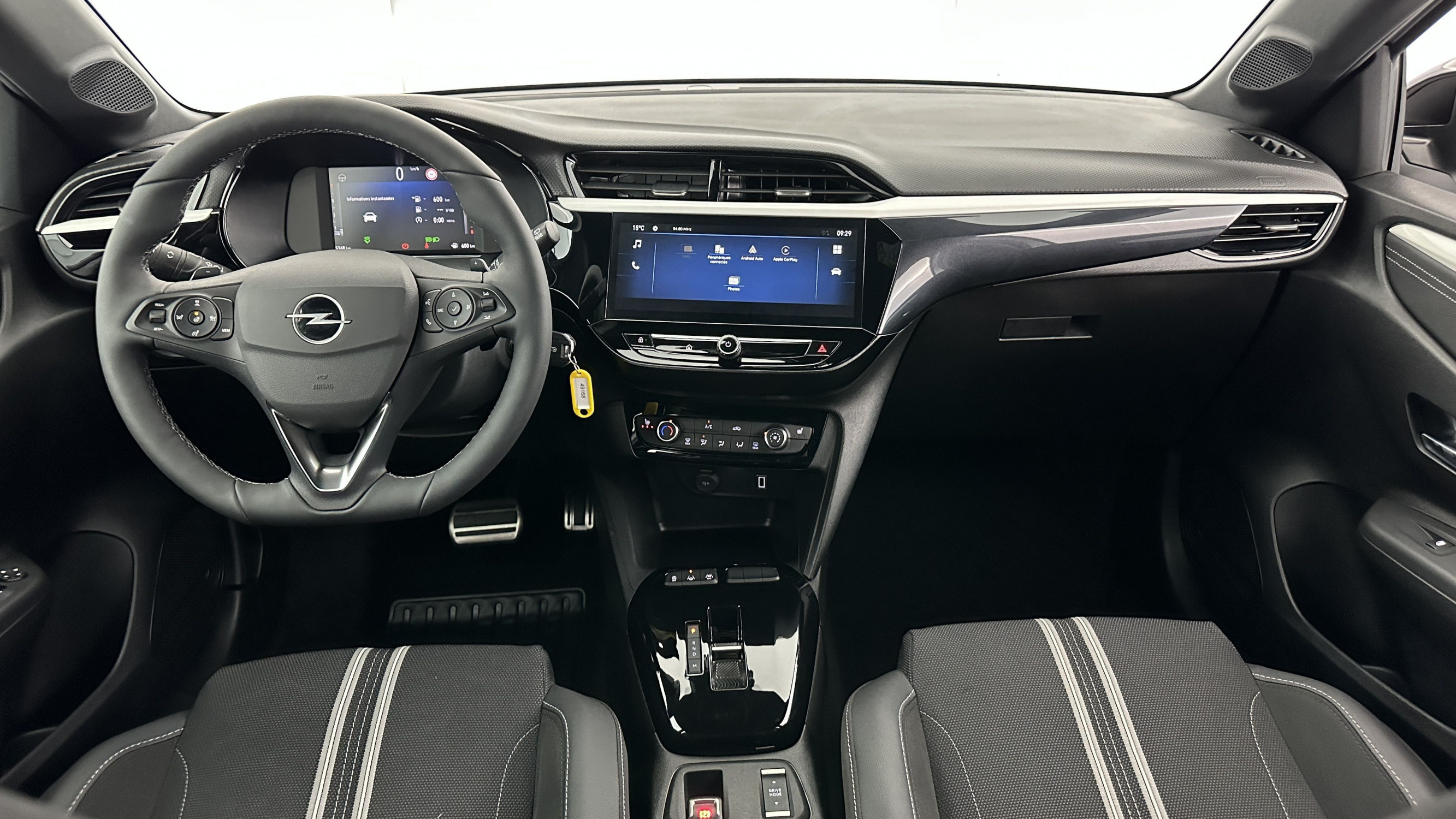 Vente en ligne Opel Corsa CORSA 1.2 Turbo 100ch GS BVA8 au prix de 19 400 €