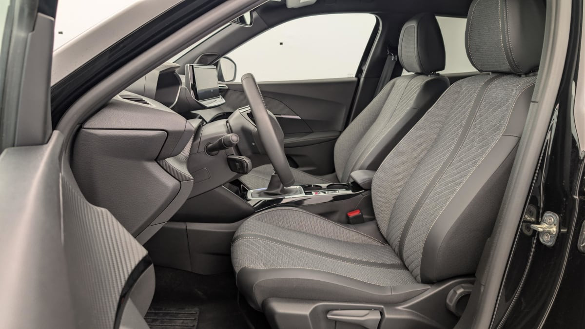 Vente en ligne Peugeot 2008 100 S S BVM6 Allure au prix de 19 860 €