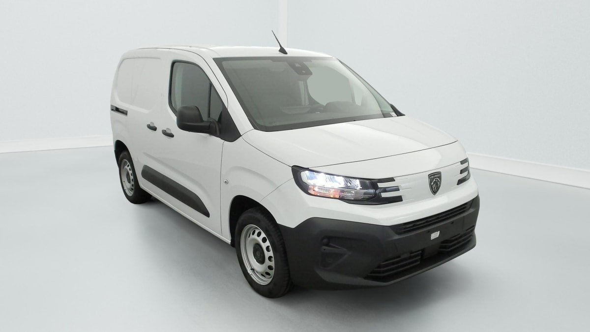 Peugeot Partner Fourgon M 650 KG BLUEHDI 130 S S EAT8 occasion de 2025 en vente à Rennes