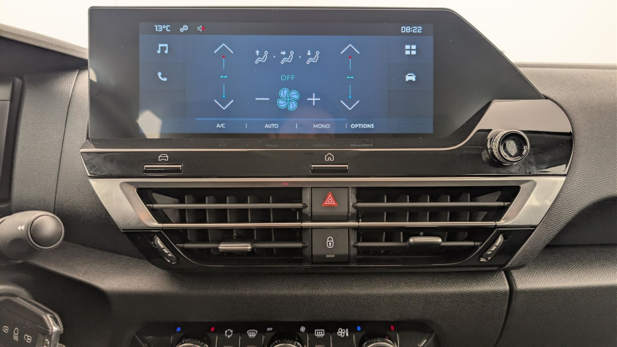 Vente en ligne Citroën Ë-C4 136 ch Automatique Feel au prix de 14 710 €