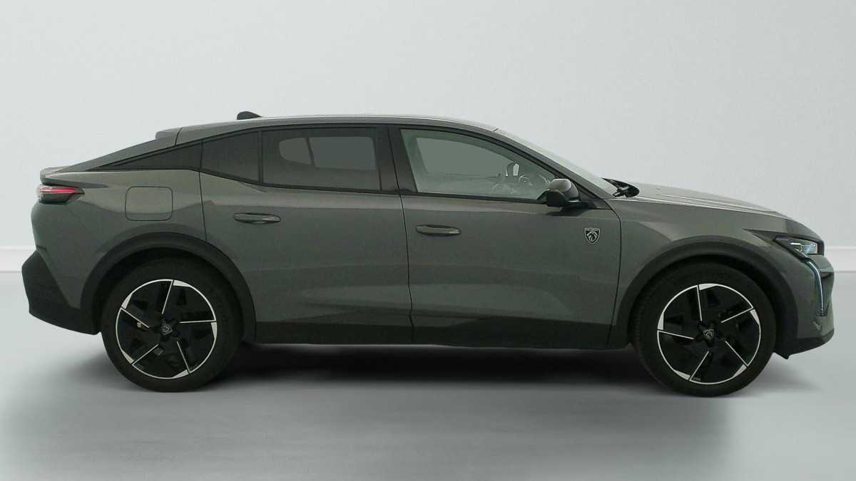 Vente en ligne Peugeot 408 Hybrid 145 e-DCS6 GT au prix de 27 070 €