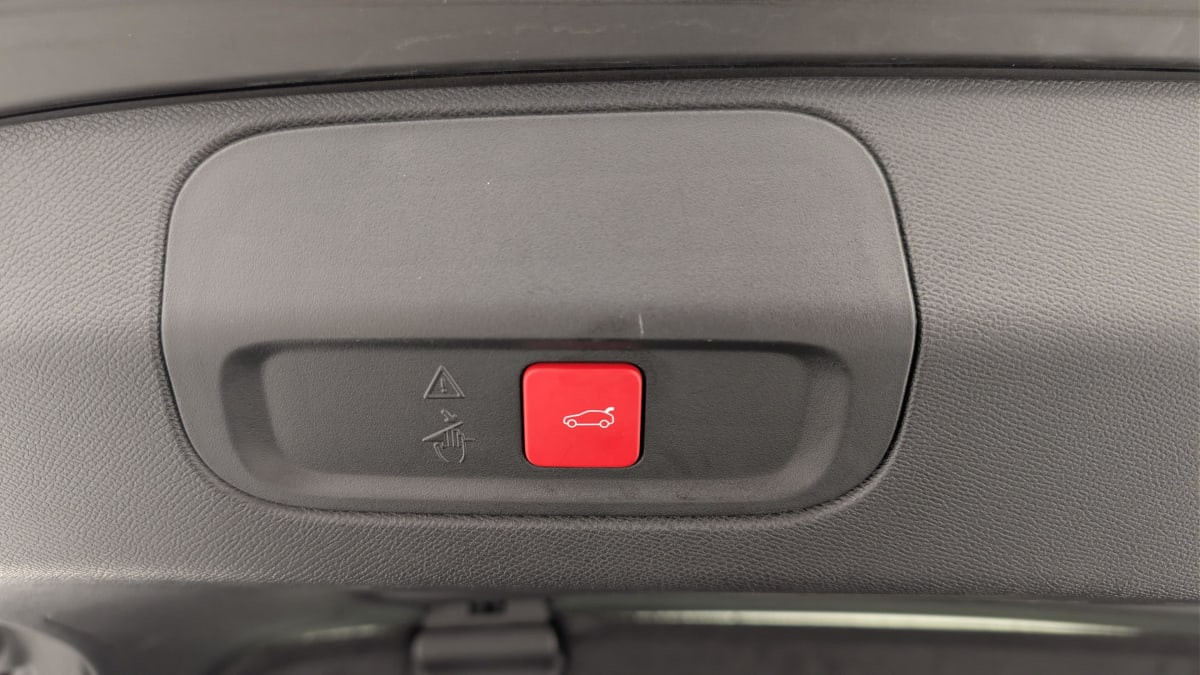 Vente en ligne Peugeot 408 Hybrid 145 e-DCS6 GT au prix de 27 070 €