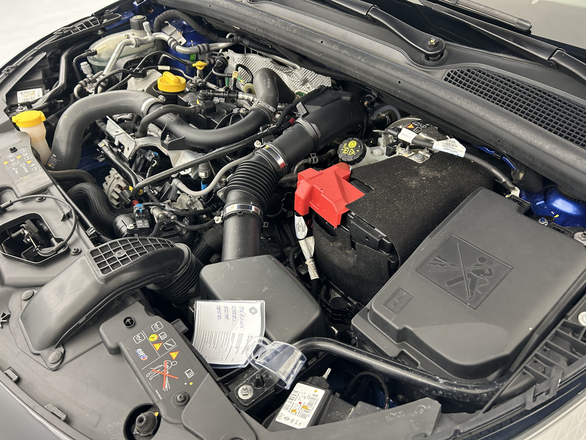 Vente en ligne Renault Clio 1.0 TCe 100ch RS Line au prix de 14 990 €