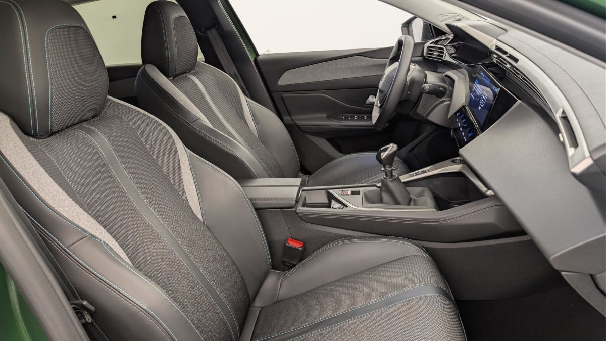 Vente en ligne Peugeot 308 PureTech 130ch S S BVM6 Allure au prix de 18 210 €