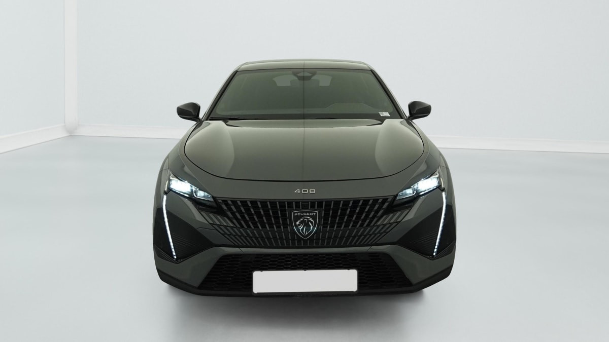 Vente en ligne Peugeot 408 Hybrid 145 e-DCS6 GT au prix de 27 070 €