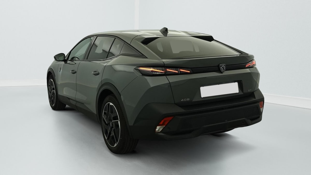 Vente en ligne Peugeot 408 Hybrid 145 e-DCS6 GT au prix de 27 070 €