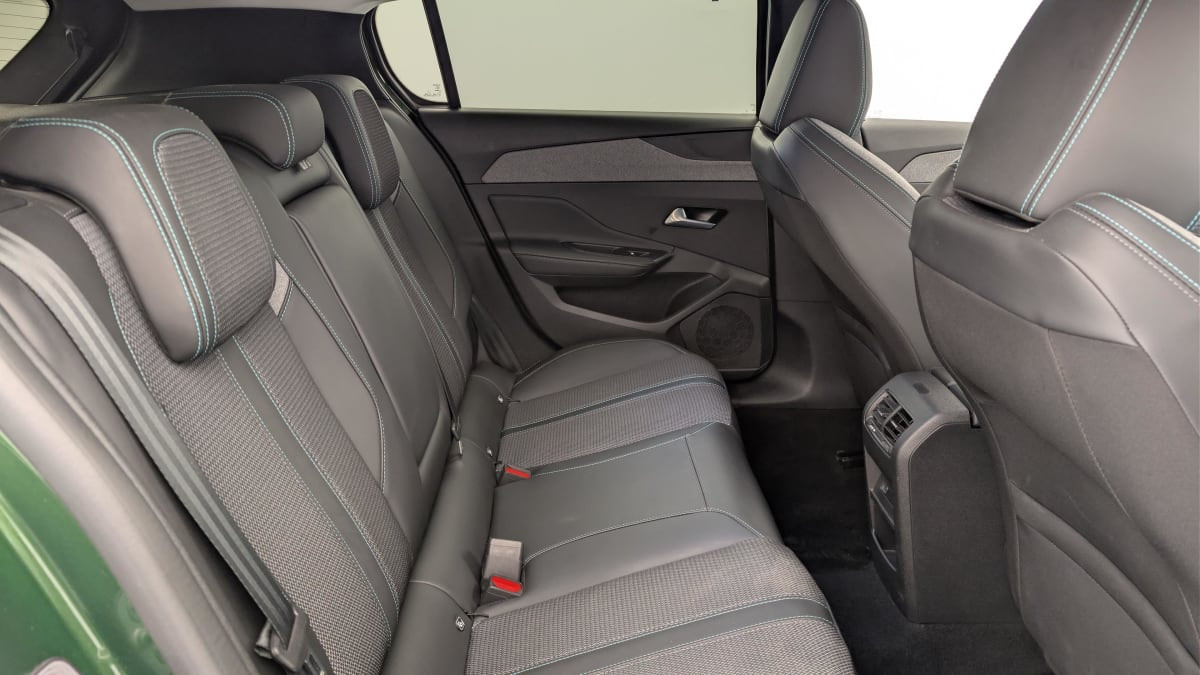 Vente en ligne Peugeot 308 PureTech 130ch S S BVM6 Allure au prix de 18 210 €