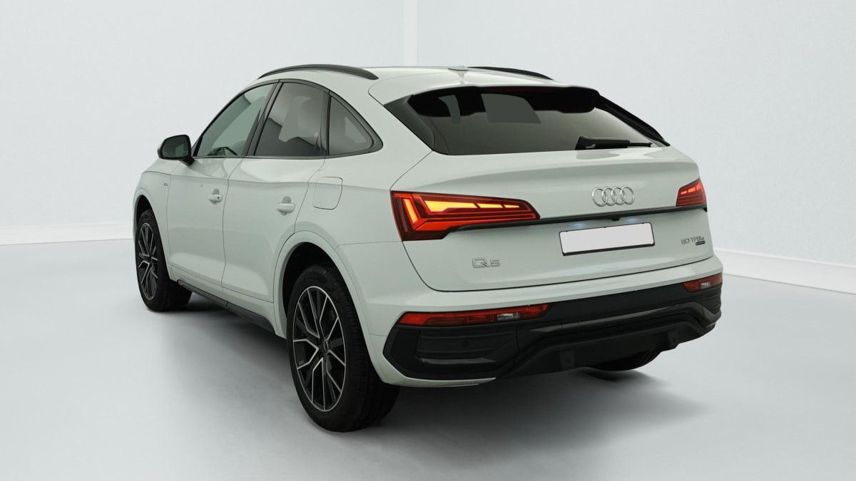 Vente en ligne Audi Q5 50 TFSIe 299 S tronic 7 Quattro S line au prix de 58 380 €