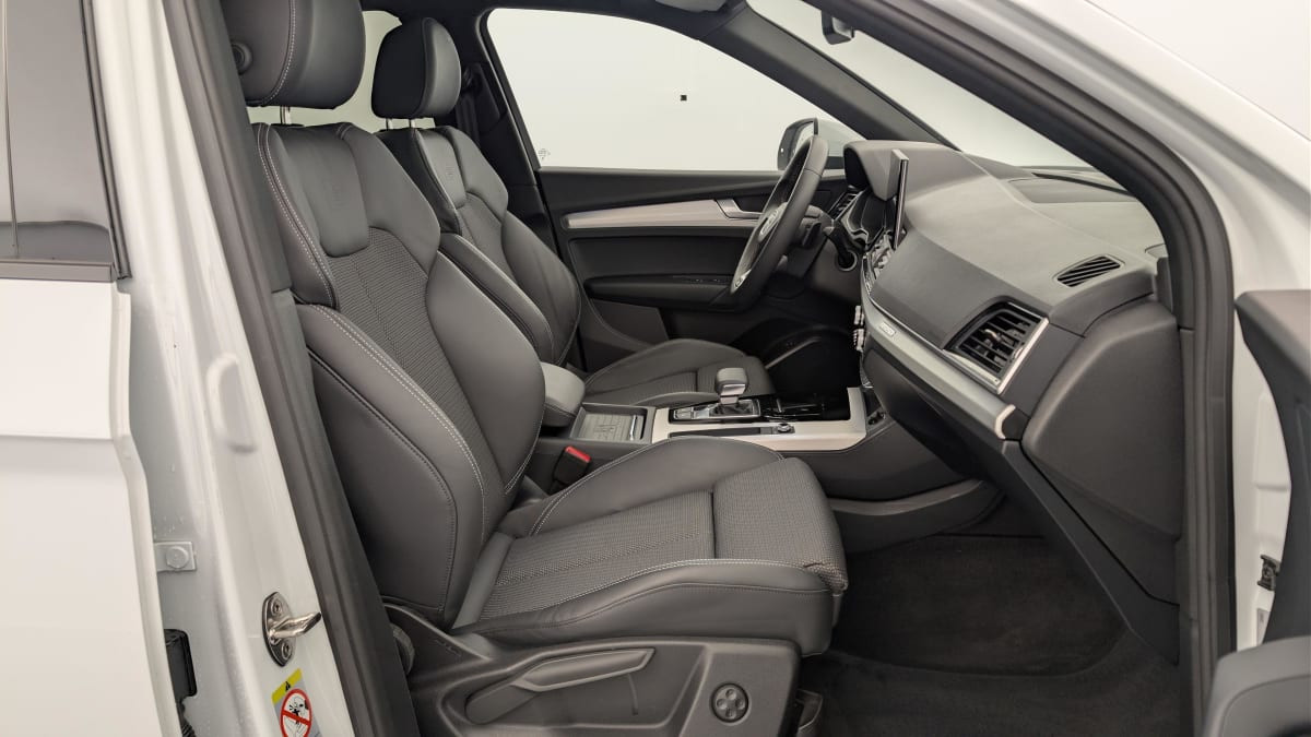 Vente en ligne Audi Q5 50 TFSIe 299 S tronic 7 Quattro S line au prix de 58 380 €