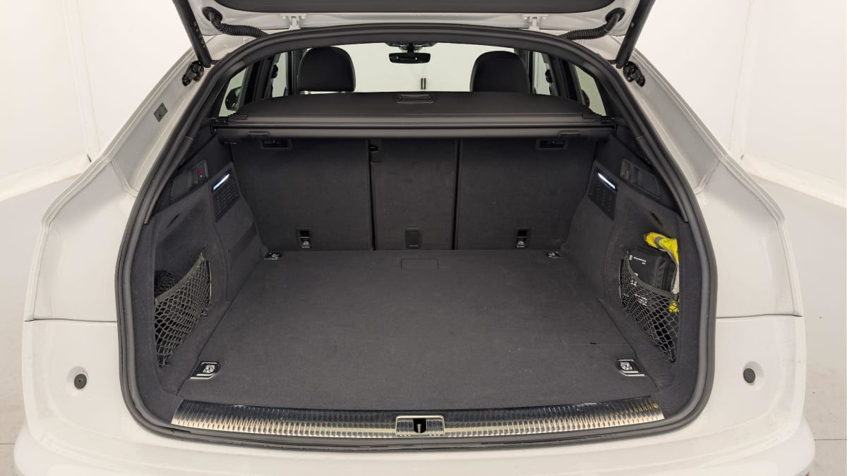 Vente en ligne Audi Q5 50 TFSIe 299 S tronic 7 Quattro S line au prix de 58 380 €