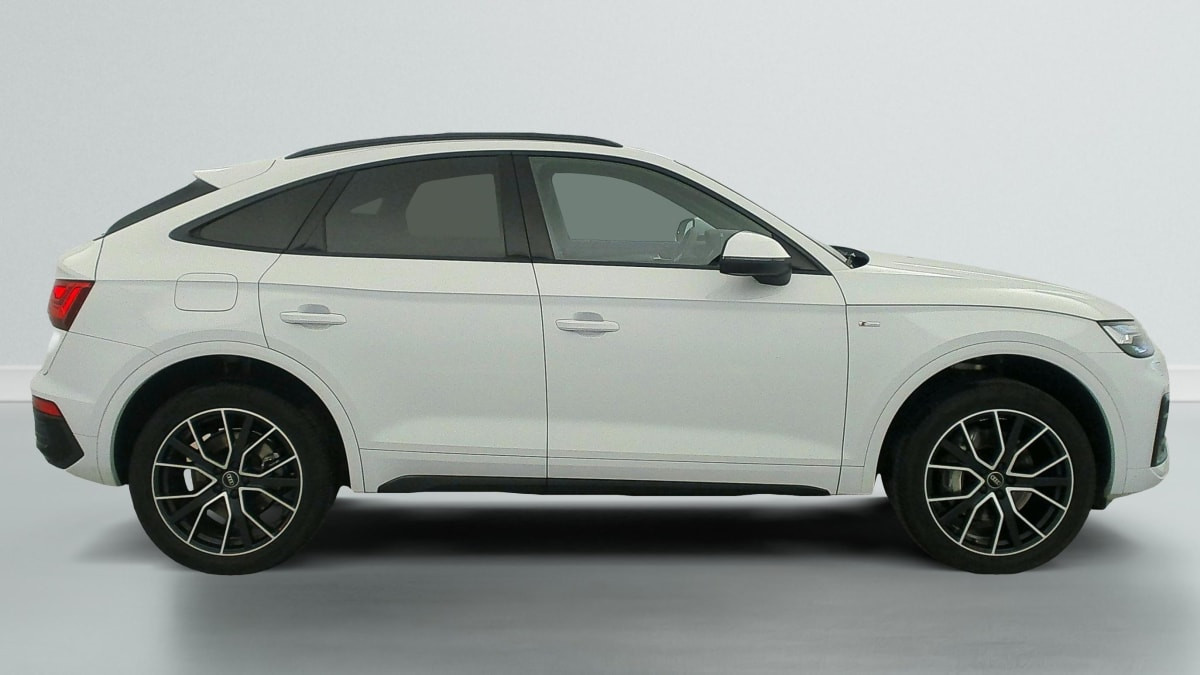 Vente en ligne Audi Q5 50 TFSIe 299 S tronic 7 Quattro S line au prix de 58 380 €