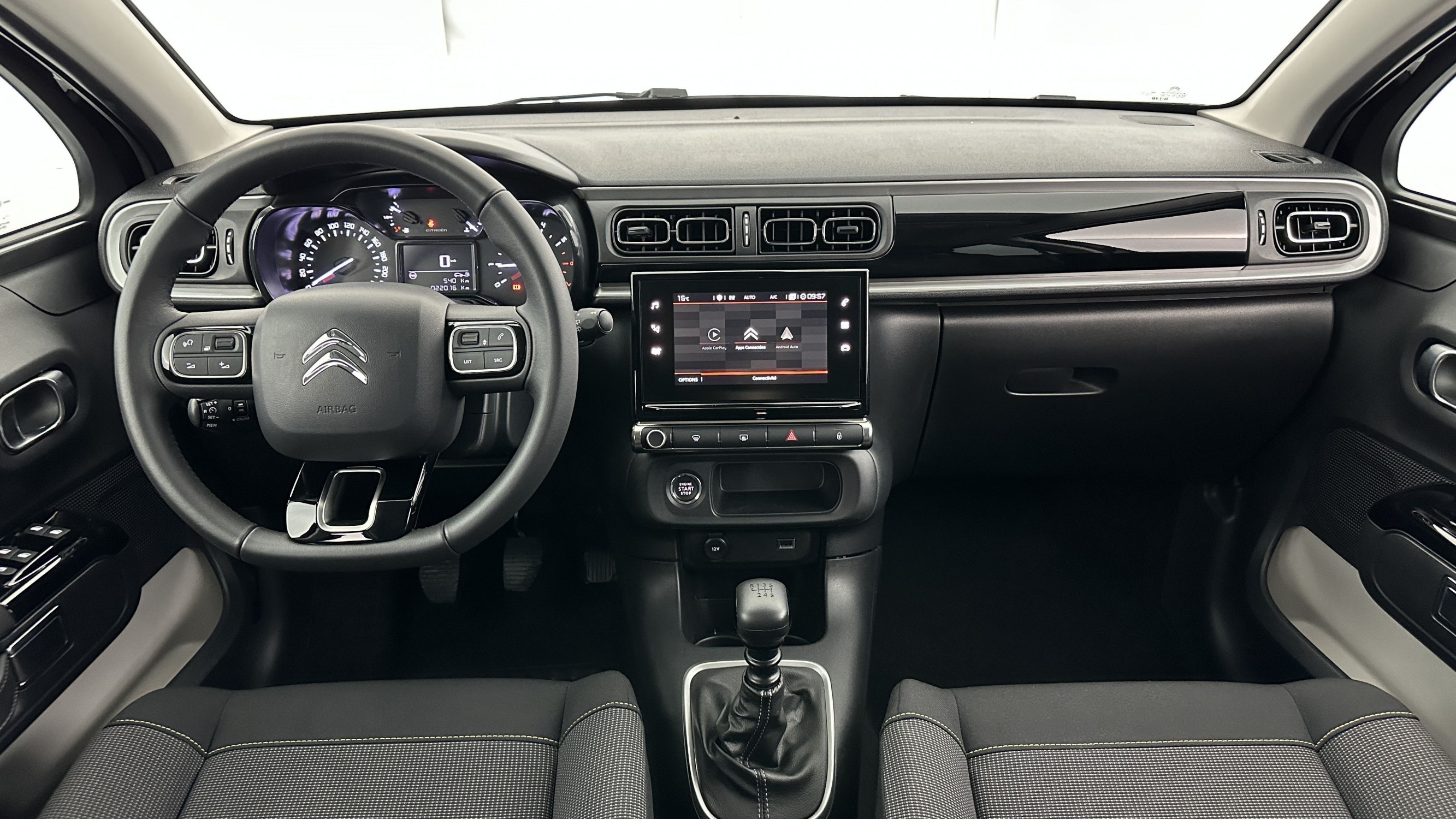 Vente en ligne Citroën C3 C3 1.2 PureTech 110ch Max au prix de 14 400 €