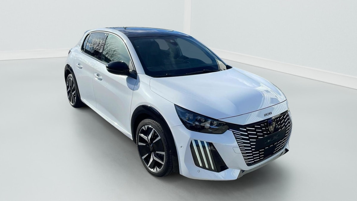 Peugeot 208 Hybrid 136 e-DCS6 GT occasion de 2025 en vente à Rennes