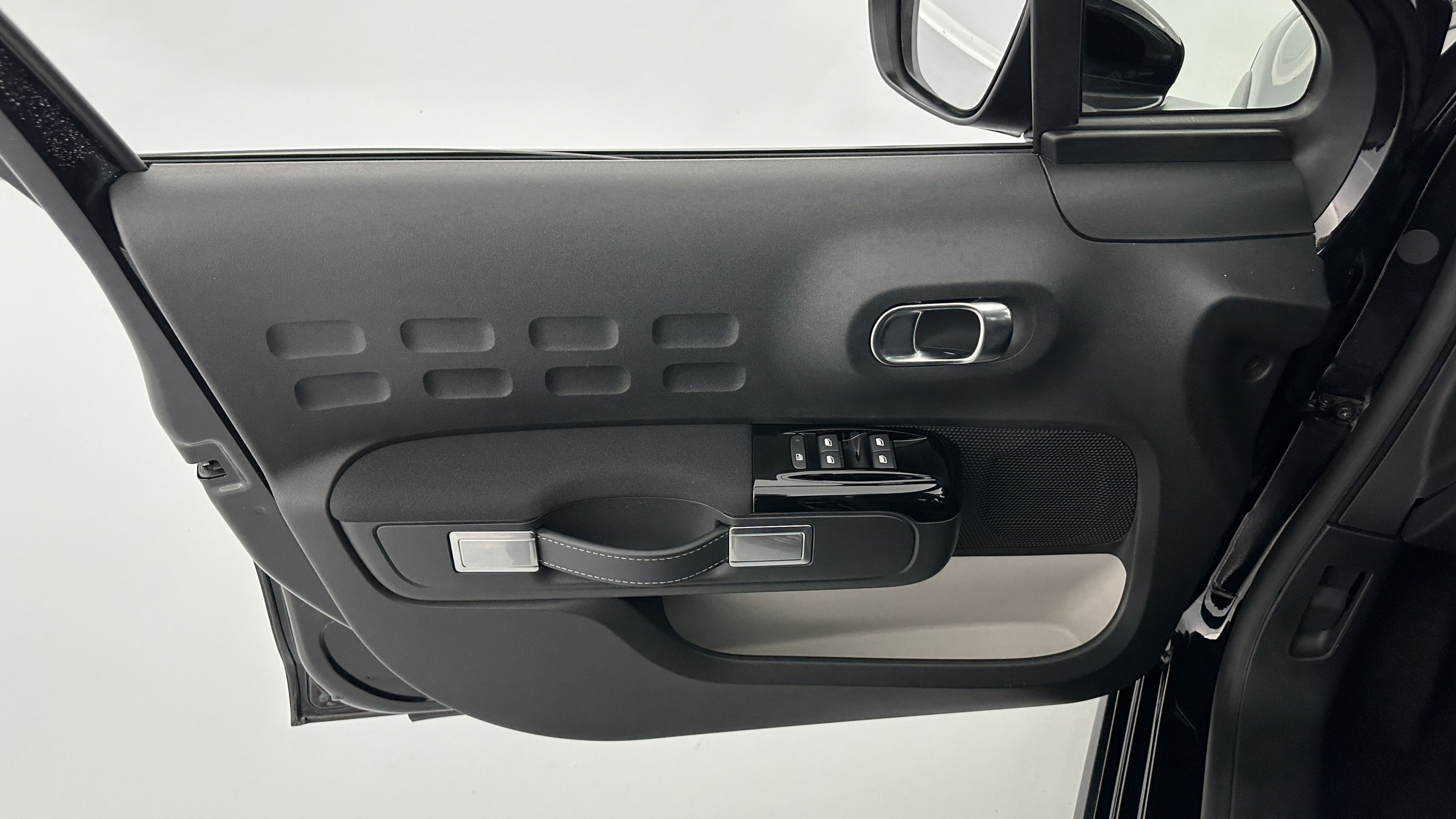 Vente en ligne Citroën C3 C3 1.2 PureTech 110ch Max au prix de 14 400 €