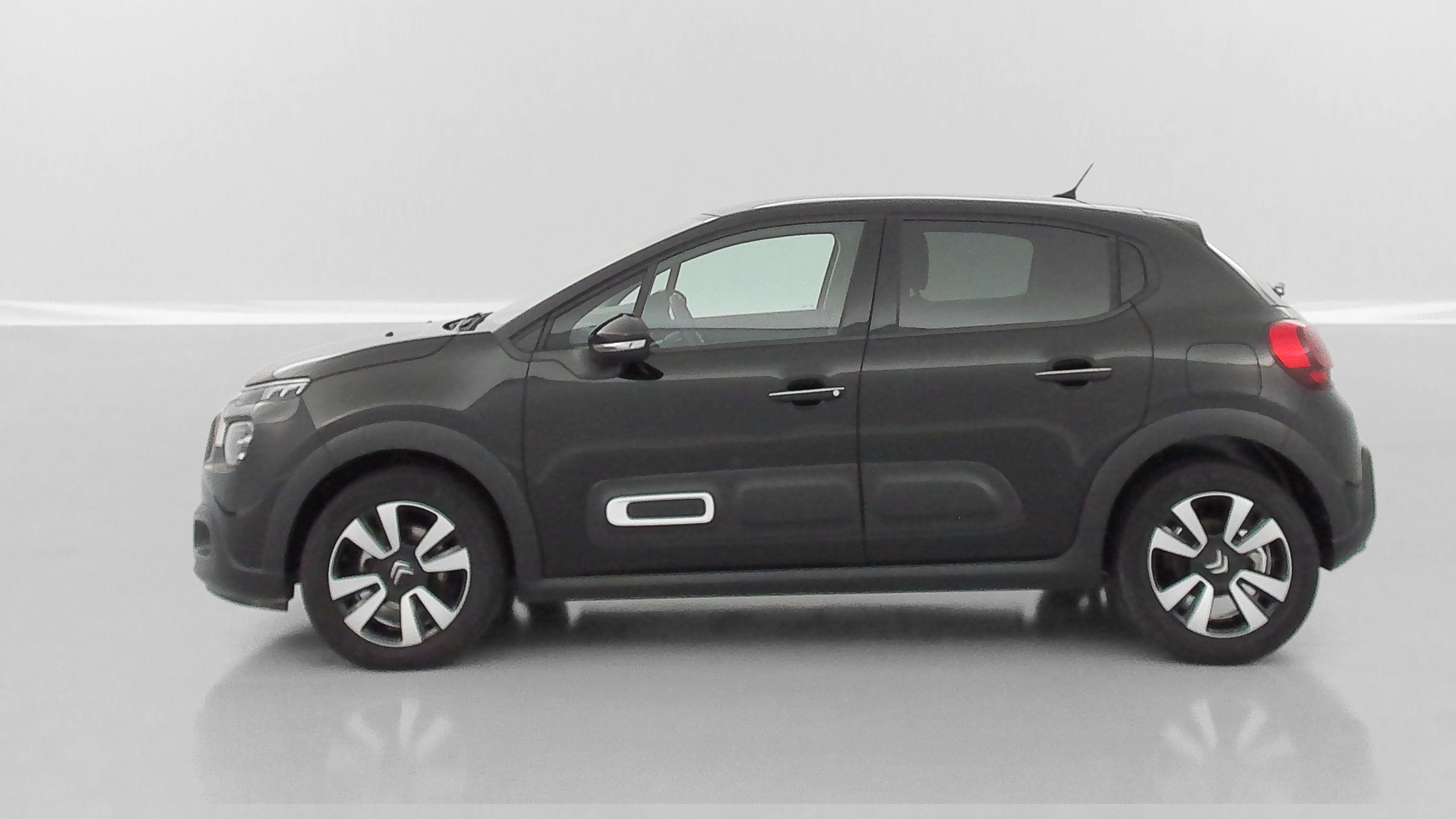Vente en ligne Citroën C3 C3 1.2 PureTech 110ch Max au prix de 14 400 €