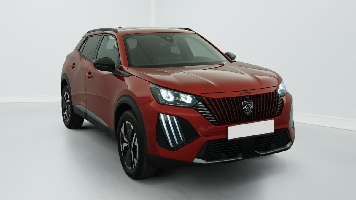 Peugeot 2008 Hybrid 136 e-DCS6 Allure occasion de 2025 en vente à Rennes