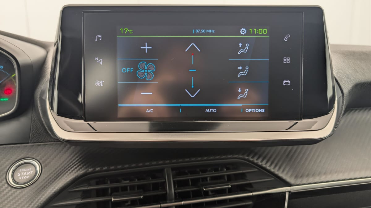 Vente en ligne Peugeot 208 50 kWh 136ch Active Pack au prix de 15 120 €