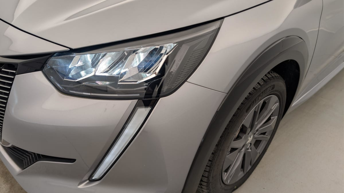 Vente en ligne Peugeot 208 50 kWh 136ch Active Pack au prix de 15 120 €