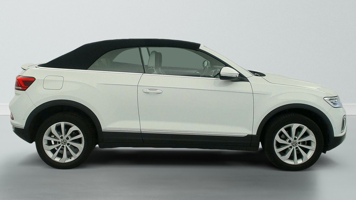 Vente en ligne Volkswagen T-Roc Cabriolet 1.0 TSI 110 Start Stop BVM6 Style au prix de 25 420 €