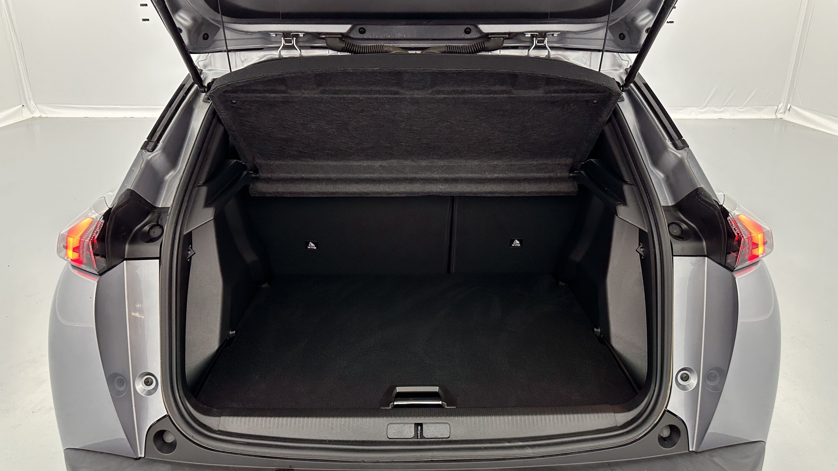 Vente en ligne Peugeot 2008 2008 1.2 PureTech 130ch Allure Pack au prix de 16 800 €