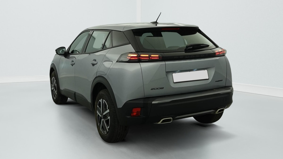 Vente en ligne Peugeot 2008 Hybrid 136 e-DCS6 Style au prix de 21 920 €