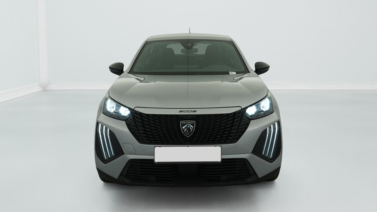 Vente en ligne Peugeot 2008 Hybrid 136 e-DCS6 Style au prix de 21 920 €