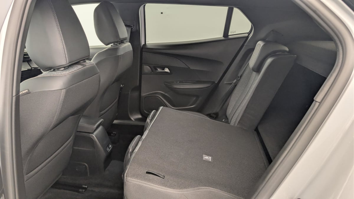 Vente en ligne Peugeot 2008 Hybrid 145 e-DCS6 Allure au prix de 23 360 €