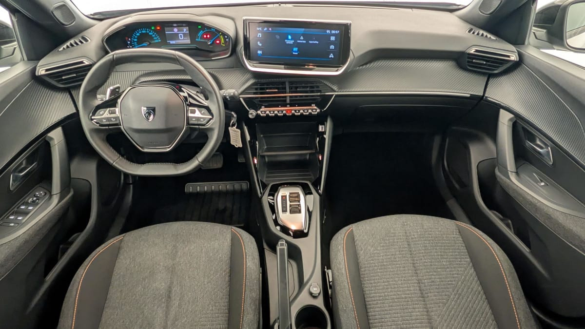 Vente en ligne Peugeot 2008 Hybrid 136 e-DCS6 Style au prix de 21 920 €