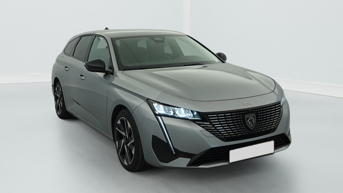 Peugeot 308 SW PHEV 180 e-EAT8 Allure occasion de 2024 en vente à Rennes