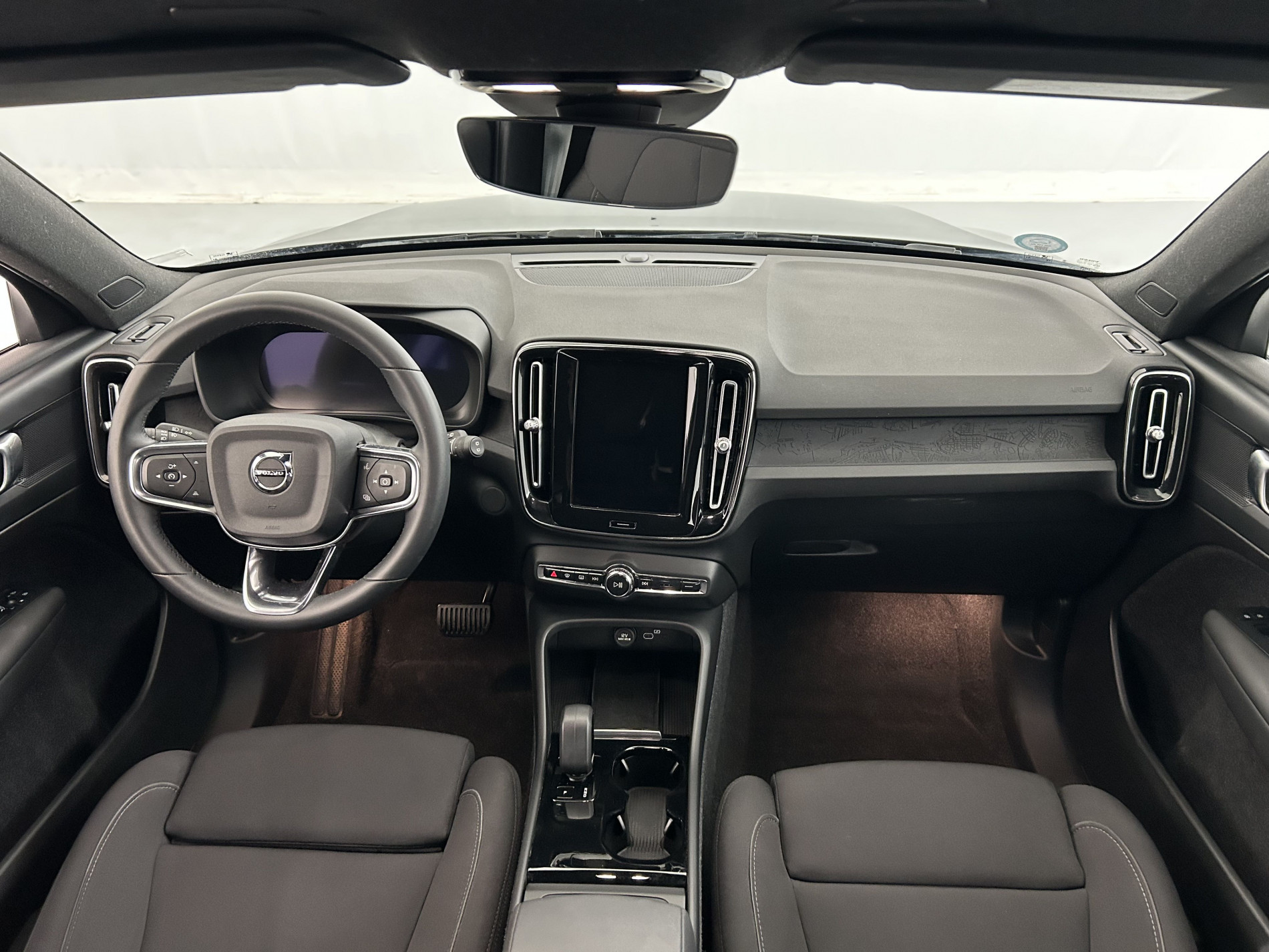 Vente en ligne Volvo XC40 Recharge 231ch Start EDT au prix de 25 980 €