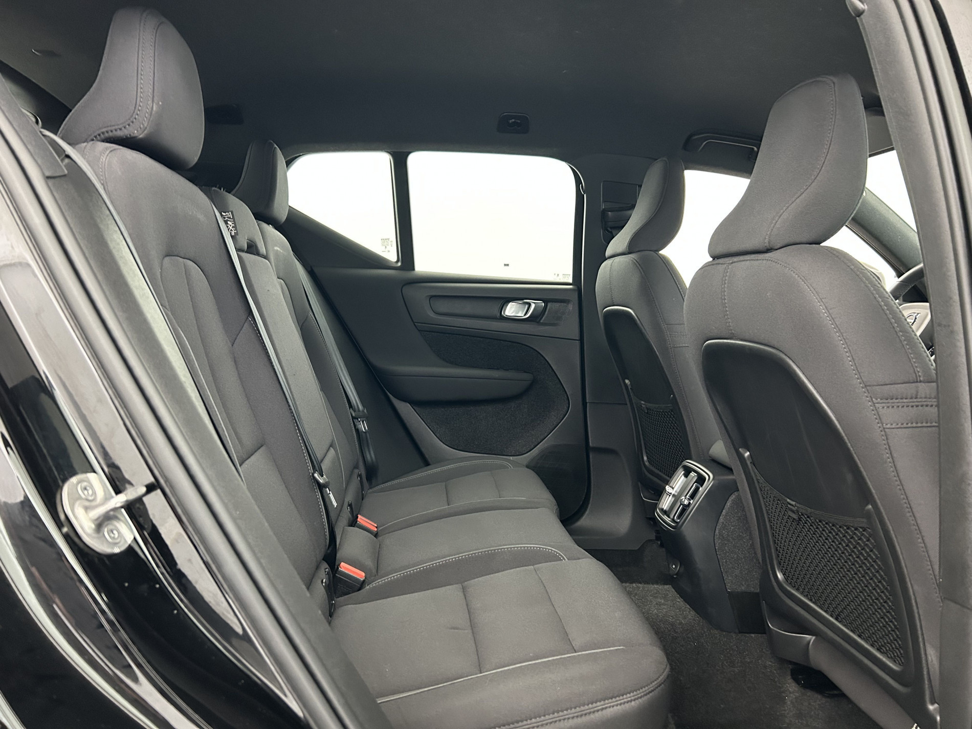 Vente en ligne Volvo XC40 Recharge 231ch Start EDT au prix de 25 980 €