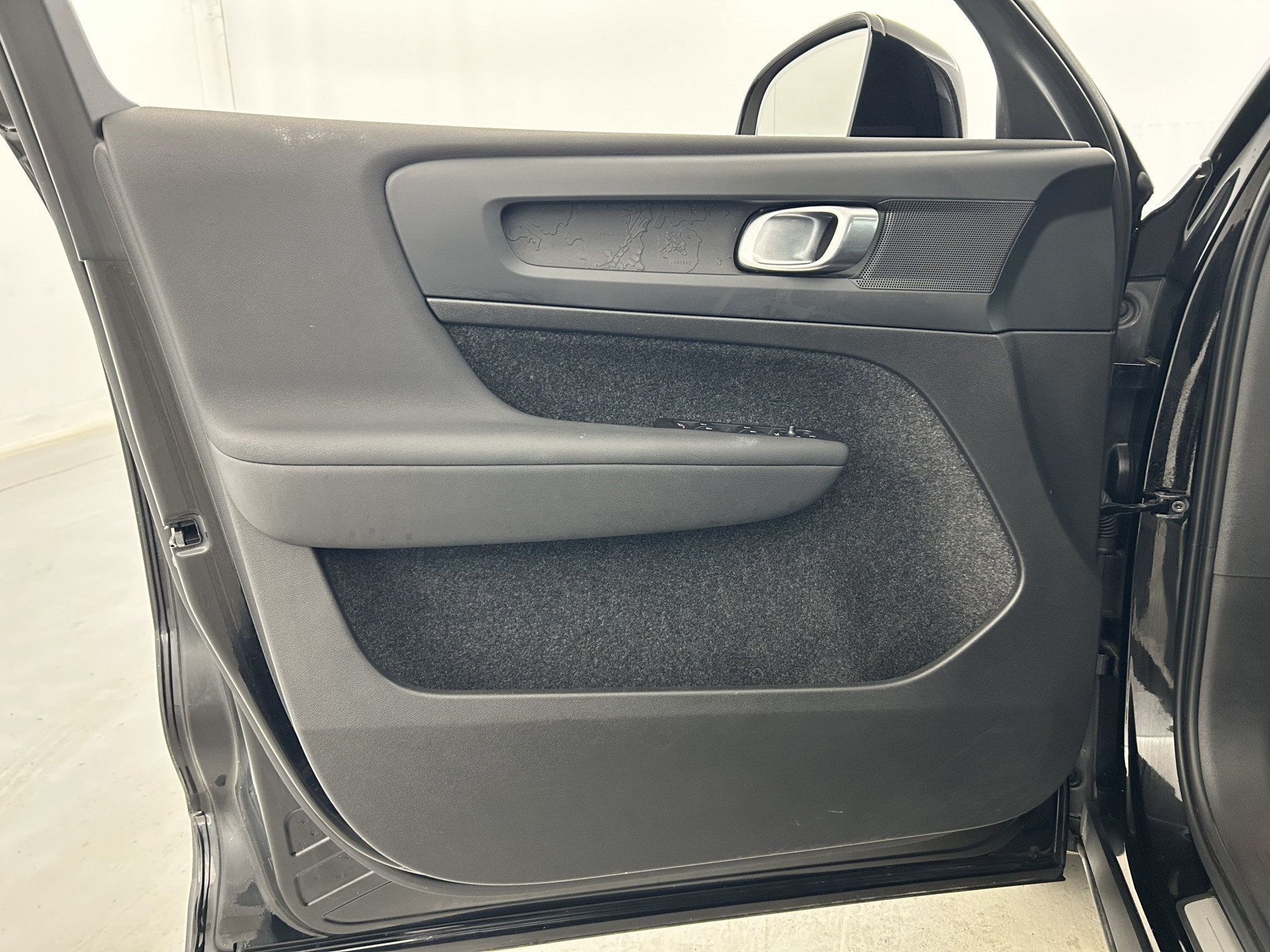 Vente en ligne Volvo XC40 Recharge 231ch Start EDT au prix de 25 980 €