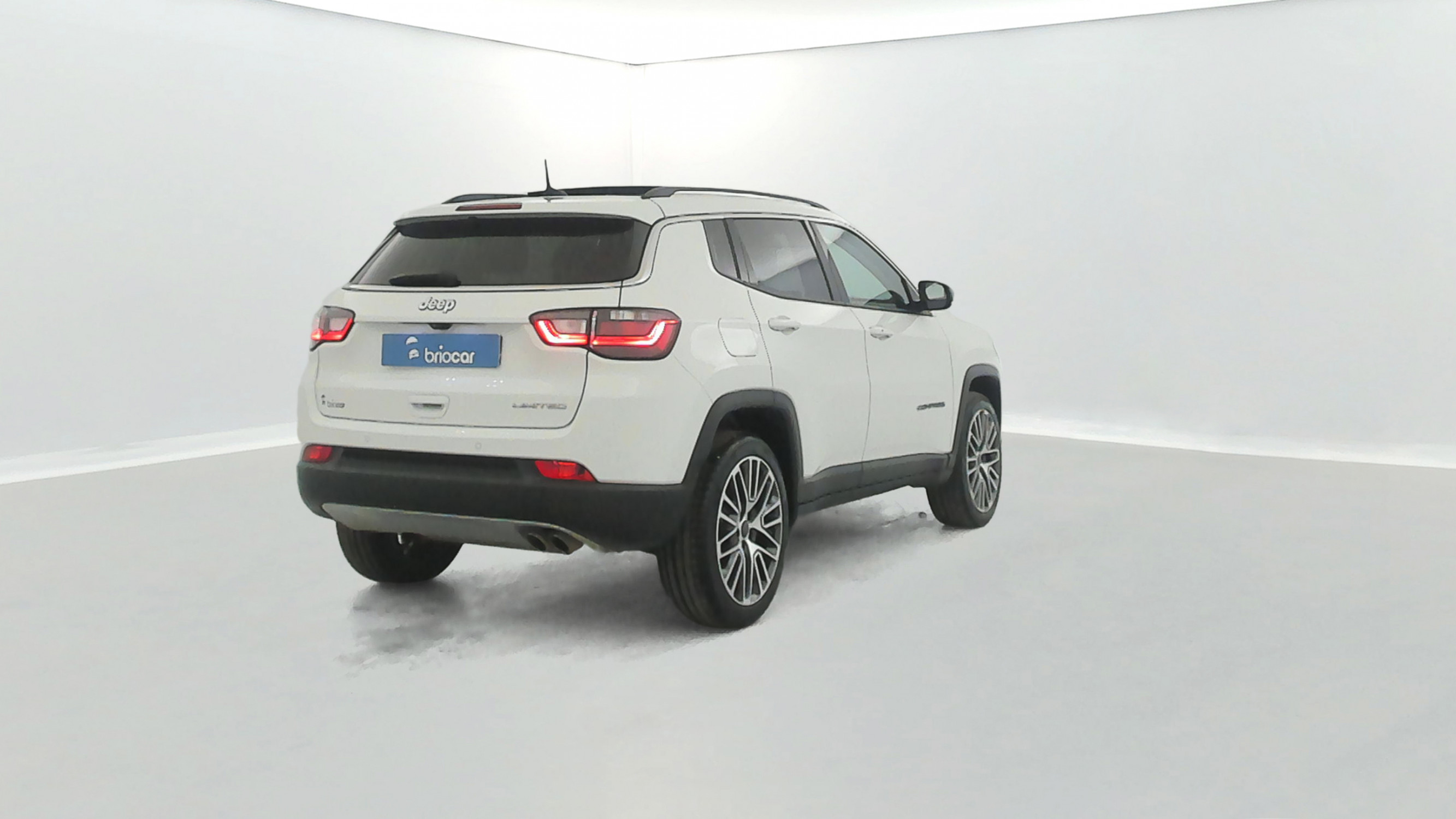 Vente en ligne Jeep Compass 1.3 GSE T4 150ch Limited 4x2 BVR6 + Toit ouvrant au prix de 21 990 €