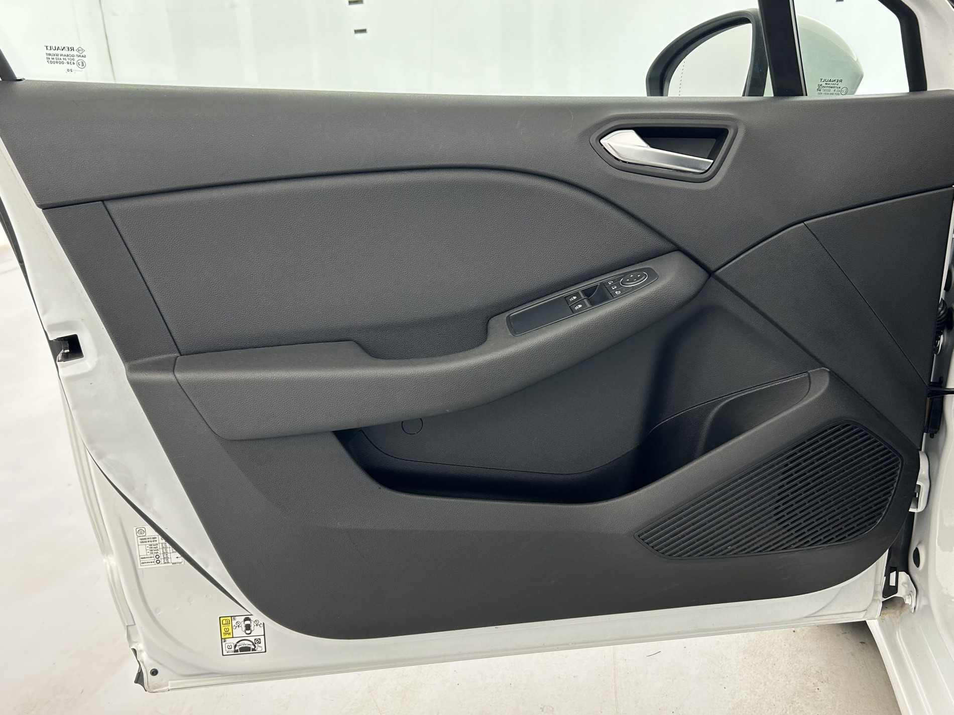 Vente en ligne Renault Clio 1.0 TCe 100ch Business au prix de 13 990 €