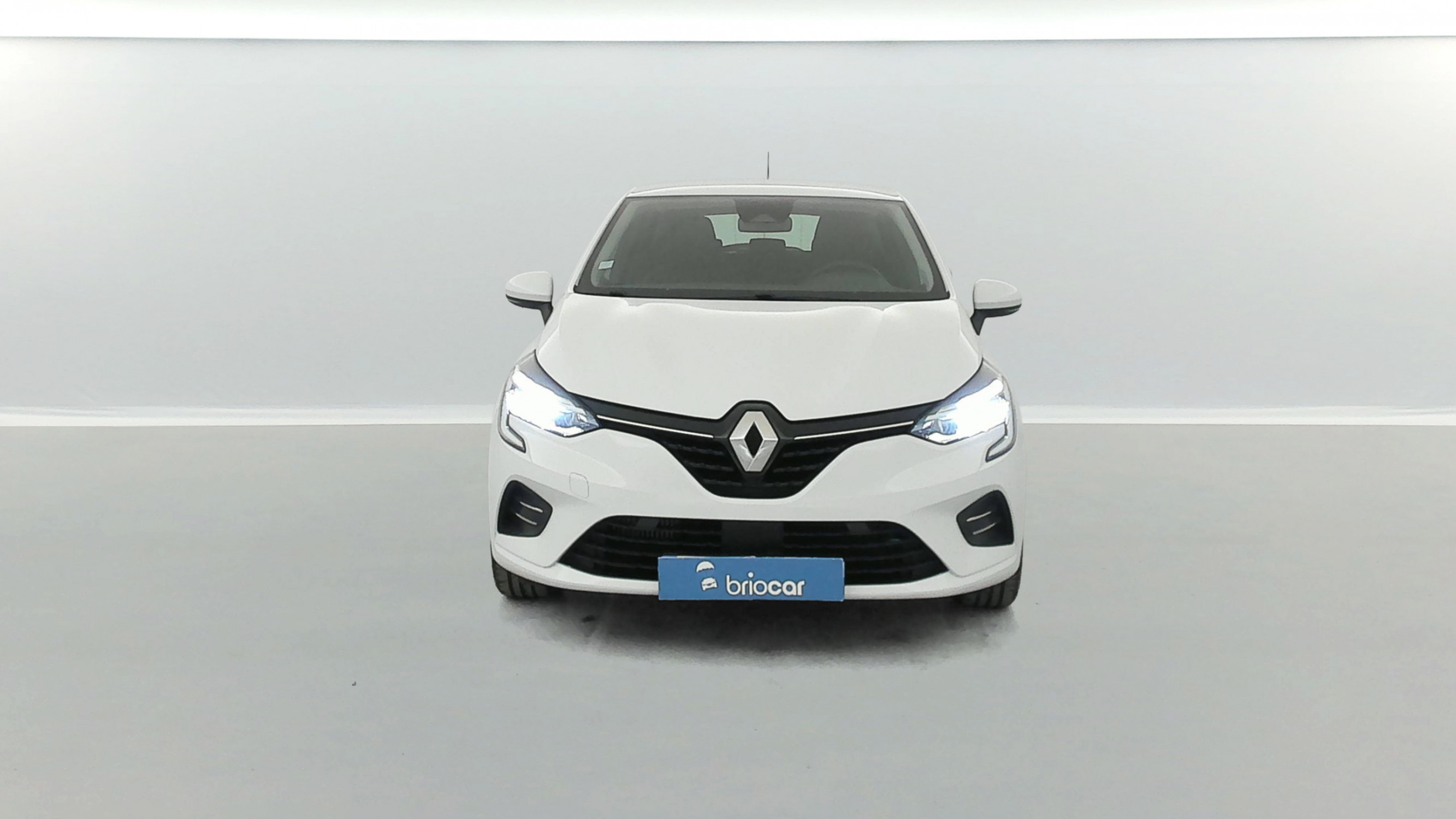 Vente en ligne Renault Clio 1.0 TCe 100ch Business au prix de 13 990 €