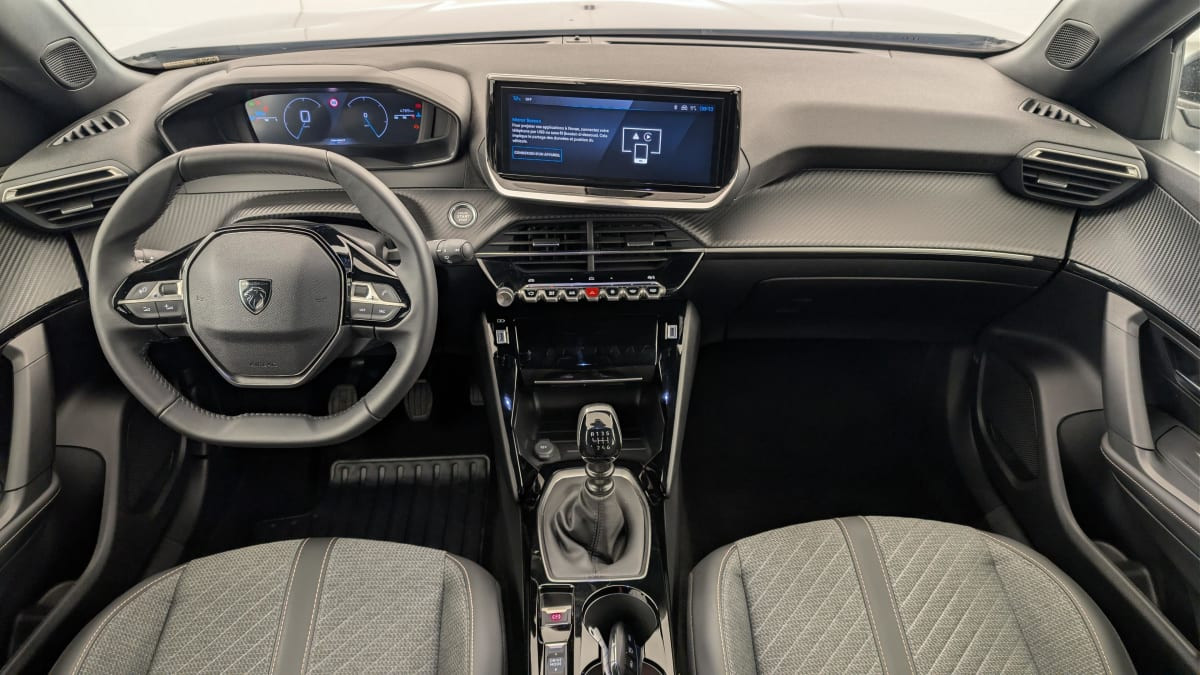 Vente en ligne Peugeot 2008 100 S S BVM6 Allure au prix de 19 860 €