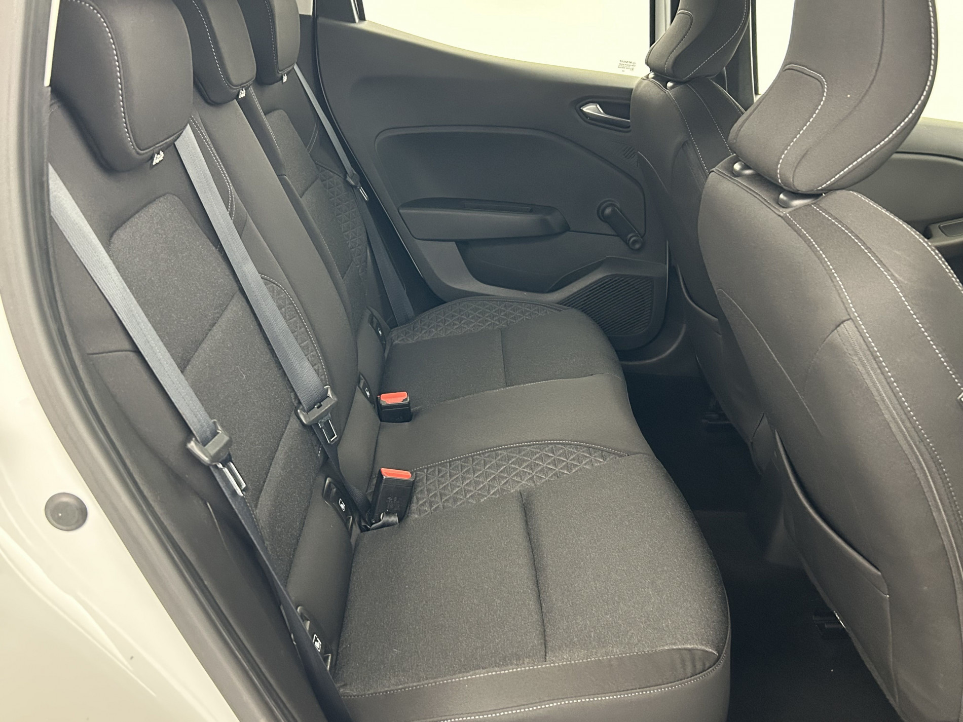 Vente en ligne Renault Clio 1.0 TCe 100ch Business au prix de 13 990 €