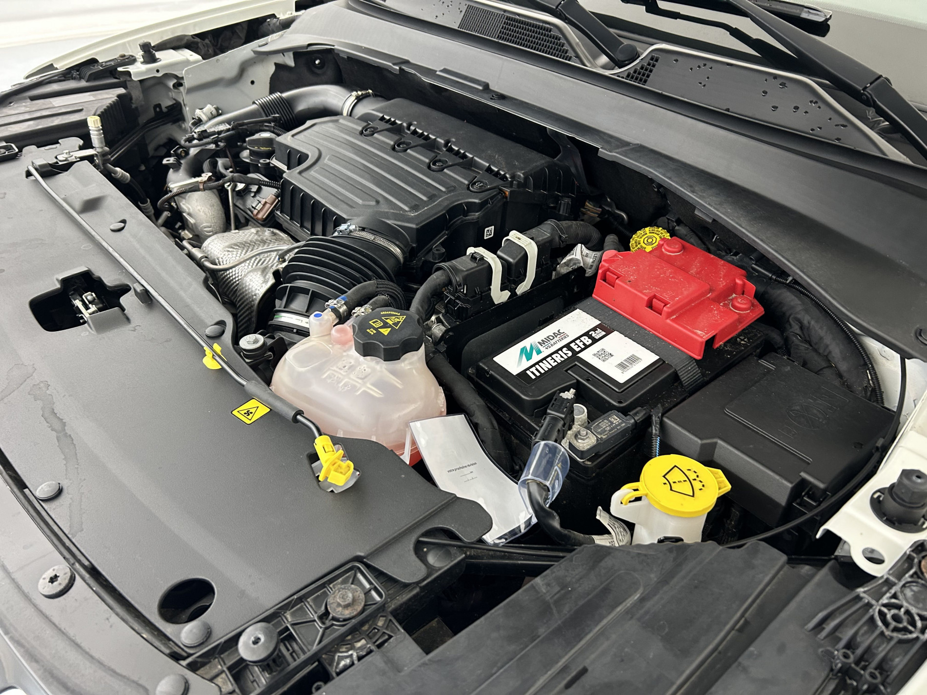 Vente en ligne Jeep Compass 1.3 GSE T4 150ch Limited 4x2 BVR6 + Toit ouvrant au prix de 21 990 €