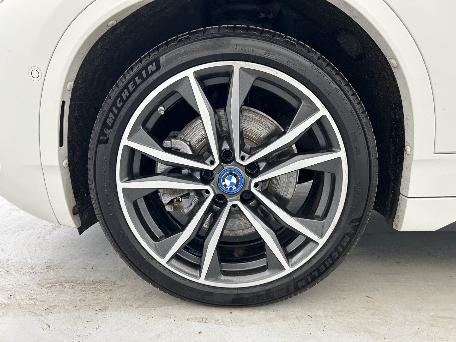 Vente en ligne Bmw X2 xDrive25eA 220ch M Sport + Toit Ouvrant au prix de 26 790 €