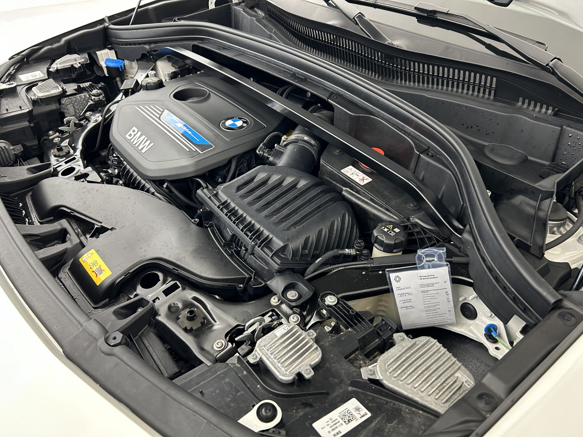 Vente en ligne Bmw X2 xDrive25eA 220ch M Sport + Toit Ouvrant au prix de 26 790 €