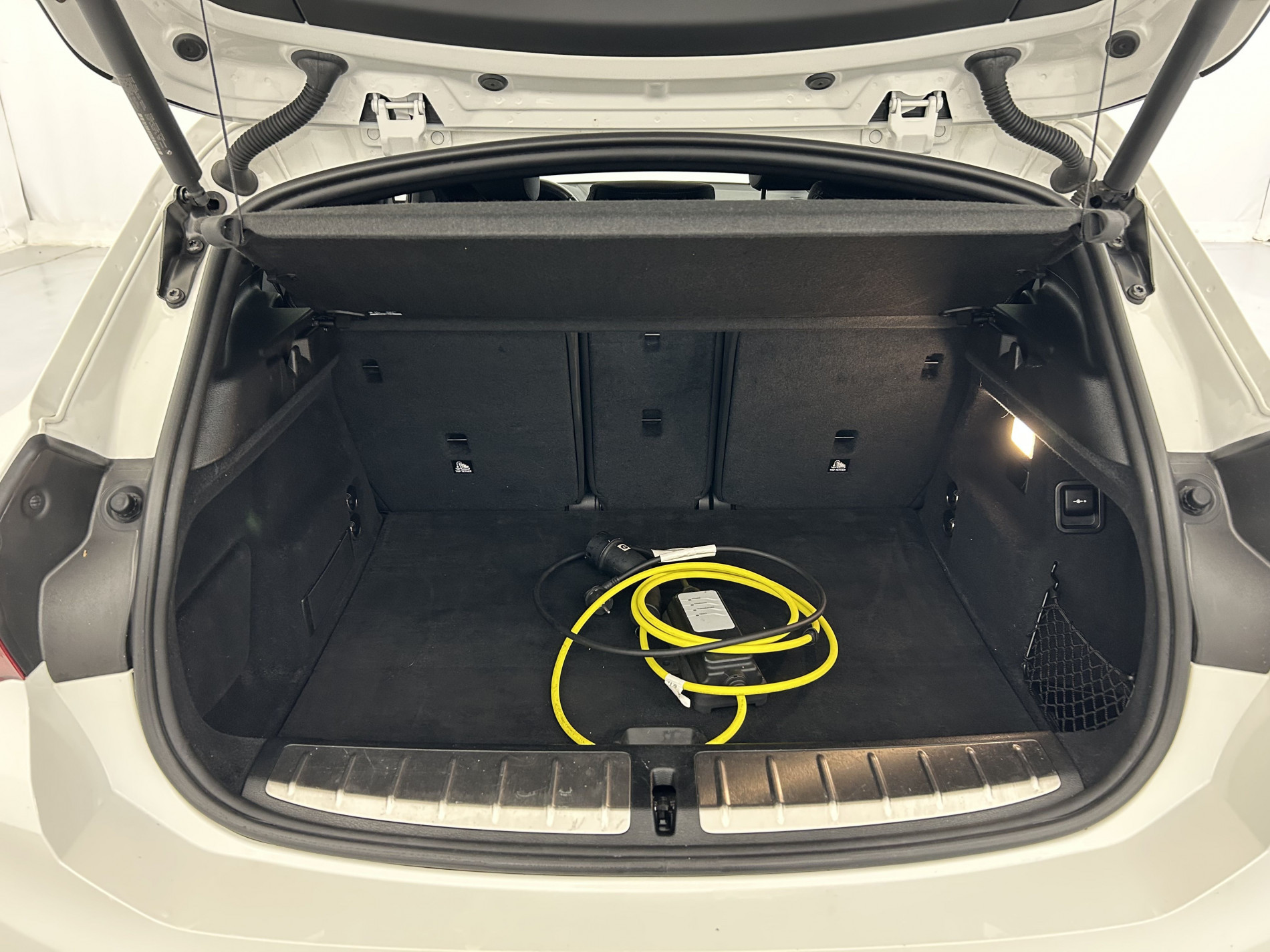 Vente en ligne Bmw X2 xDrive25eA 220ch M Sport + Toit Ouvrant au prix de 26 790 €